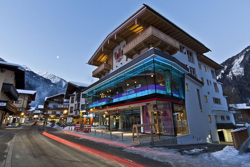 Harakiri Partyhouse Hotel Mayrhofen Kültér fotó