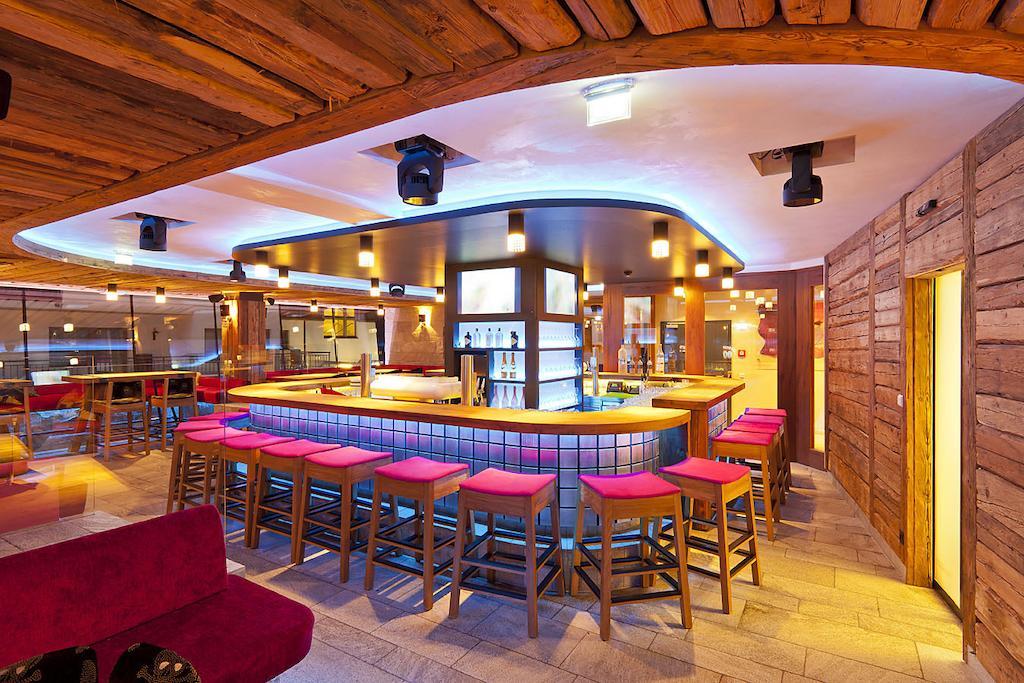 Harakiri Partyhouse Hotel Mayrhofen Kültér fotó