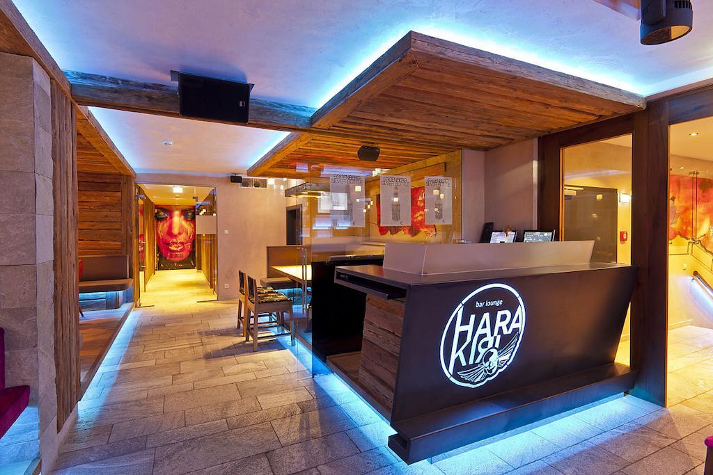 Harakiri Partyhouse Hotel Mayrhofen Kültér fotó