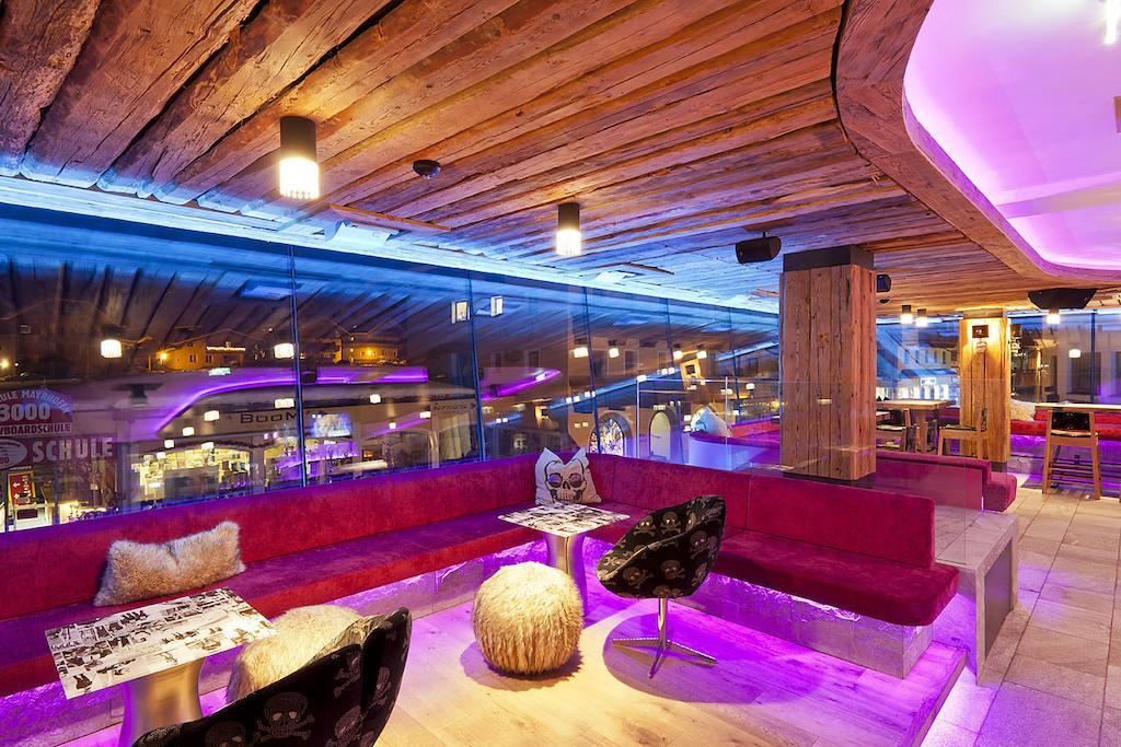Harakiri Partyhouse Hotel Mayrhofen Kültér fotó