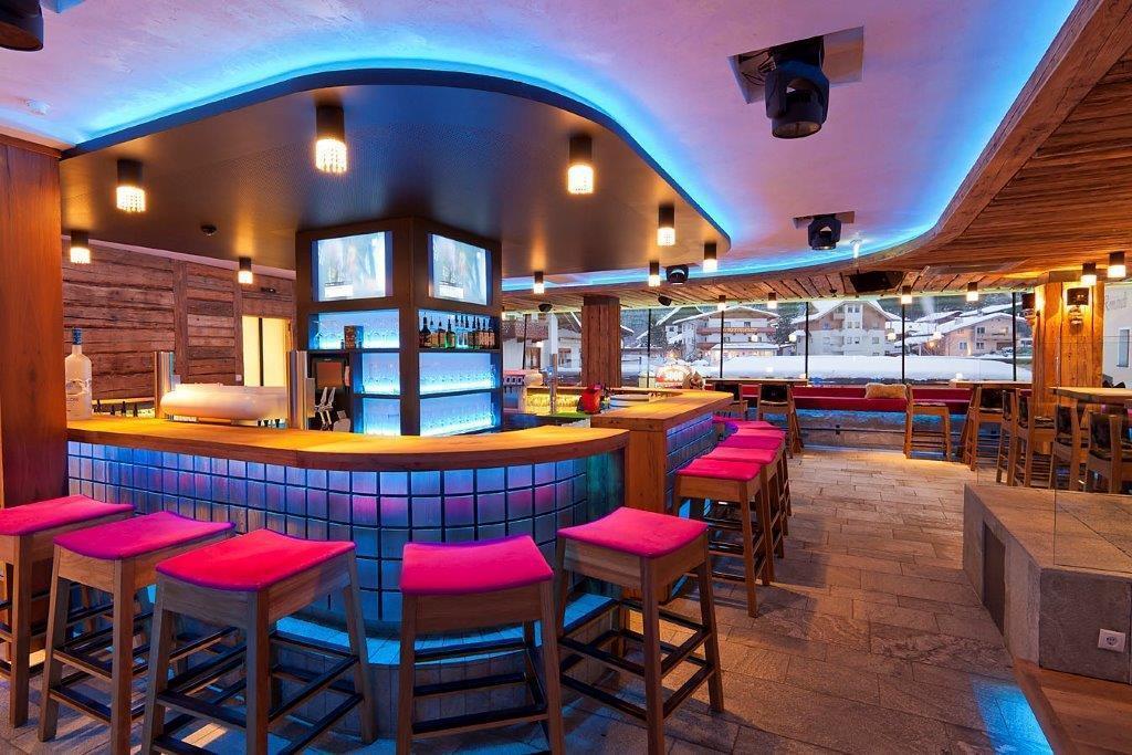 Harakiri Partyhouse Hotel Mayrhofen Kültér fotó